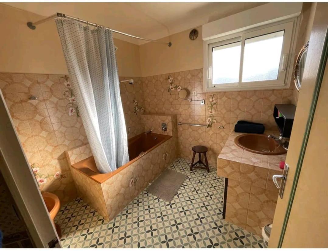 -comme A La Maison- Jardin, Veranda, Ideal Familles Et Business Holiday home *